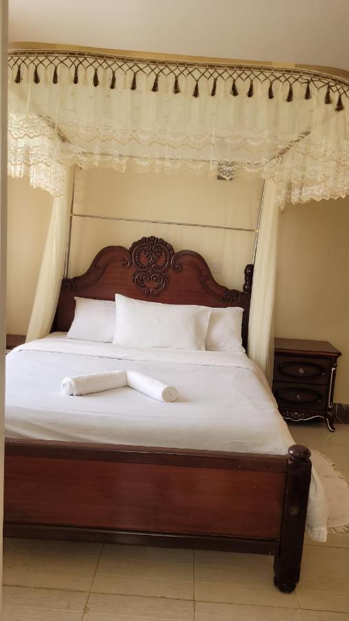 Ree Homestay And Safaris -Jkia Mlolongo エクステリア 写真